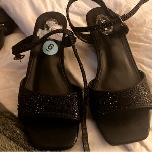 Size 6 black rhinestone wedges
